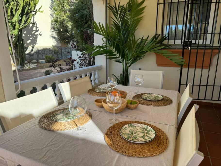 Nuevo Torrox Deluxe Beach & Piscina 외부 사진